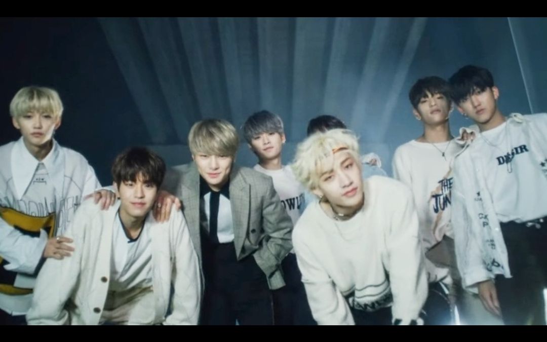 [图]Straykids最新回归曲Side Effects MV+打歌舞台合集(更至190727)