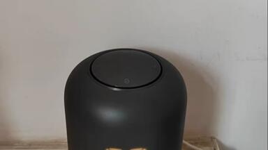 百元音箱音质卷王实锤了！__被安利入手了天猫精灵Q糖，音质真的惊到我了。10W大功率喇叭搭配630CC大声腔，360°环绕立体声，全方位下出音，在家也能享受音