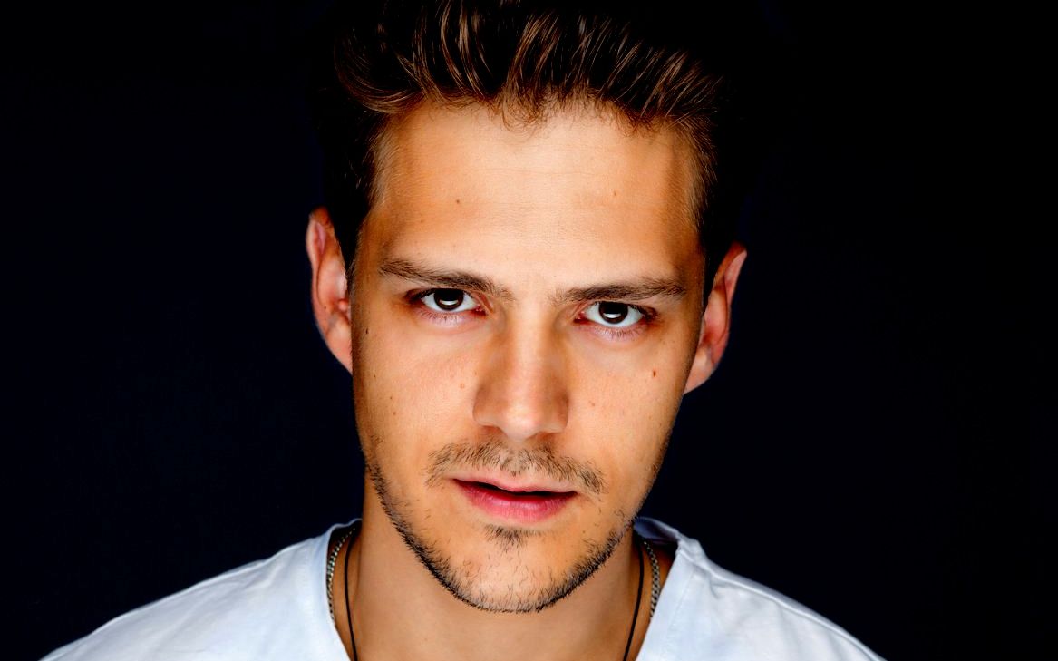 【塞尔维亚】男星milos bikovic个人电影角色精彩合辑_哔哩哔哩_bili