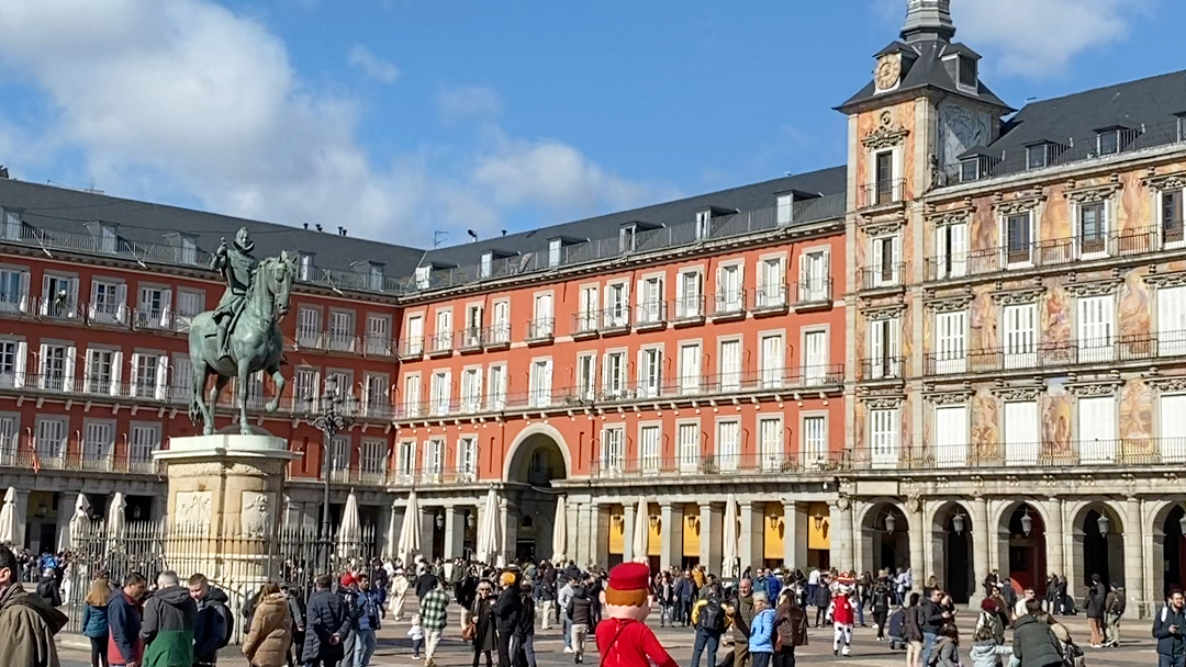 西班牙马德里马约尔广场