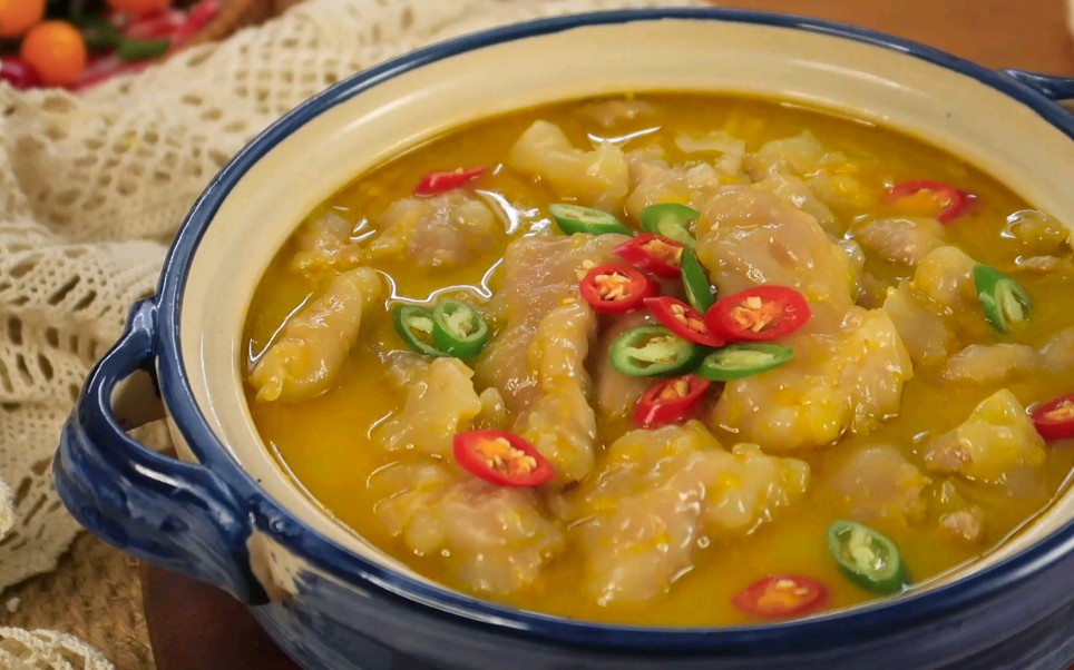 【金酸汤滑肉】网上学的这个,翻了三次车以后……我醒悟了