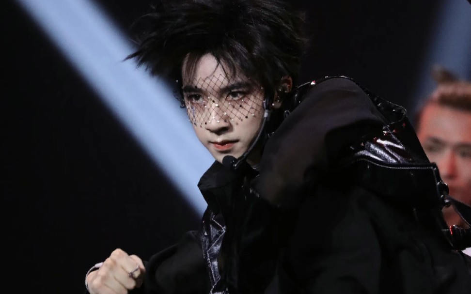 【贺峻霖】特务j性感魅力来袭!谁还没被小贺哥哥的舞蹈所折服?