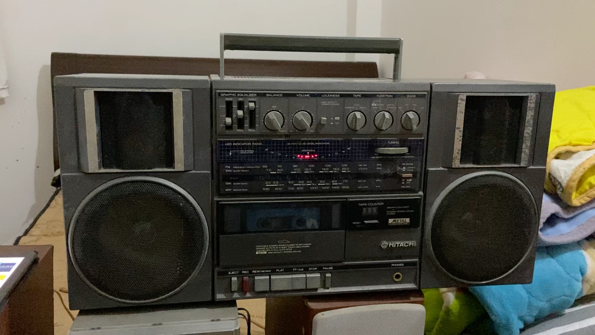 老古董日立录音机,几十年了现在音质还不错