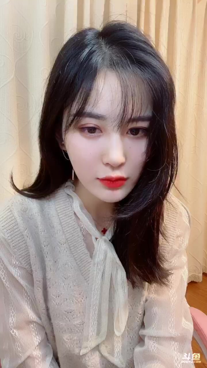 白菜mm直播录像2019-11-03 17时50分--18时50分 总有些惊喜的际遇