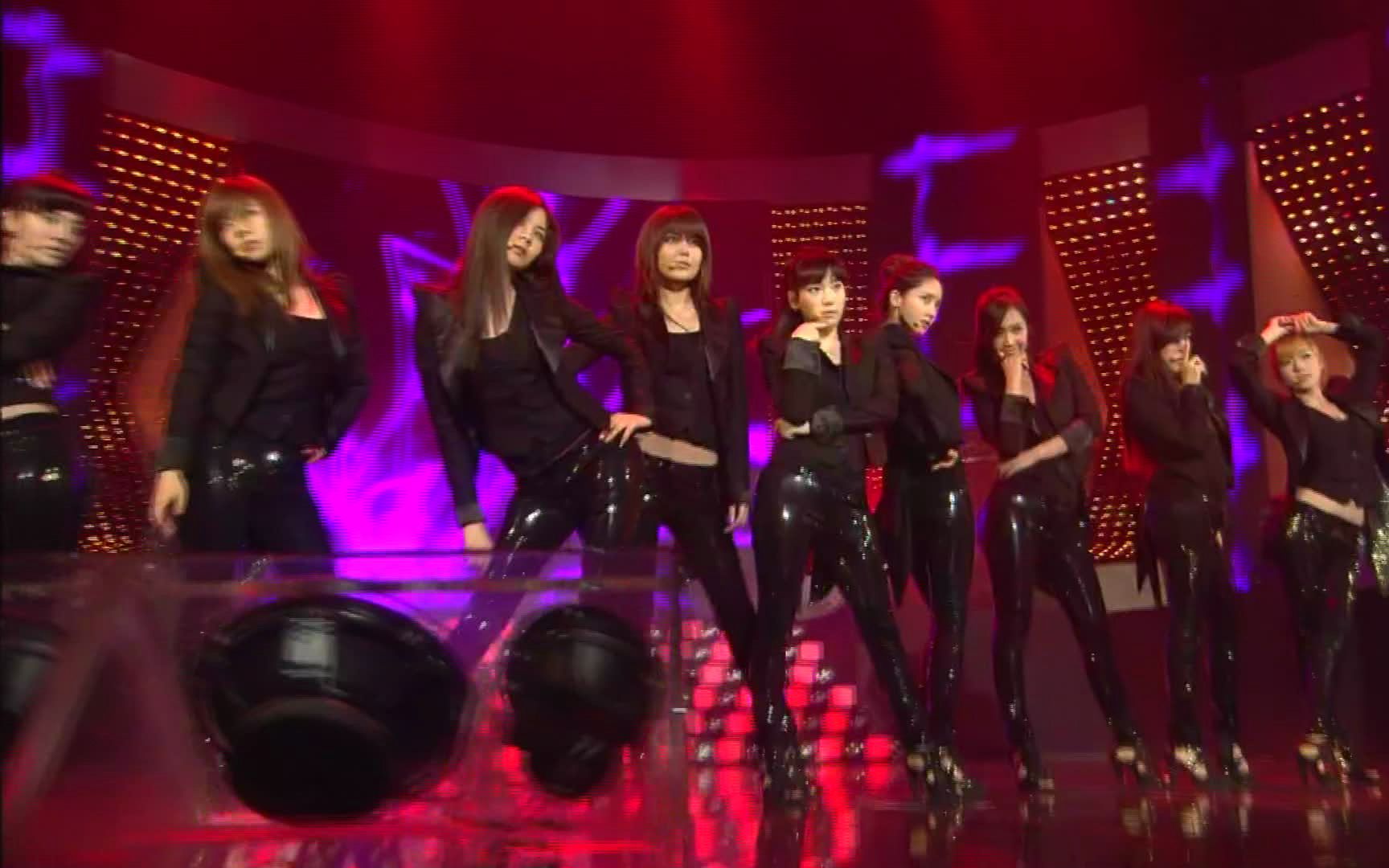 【live】少女时代 - run devil run 100502 the m wave 放送版 直拍