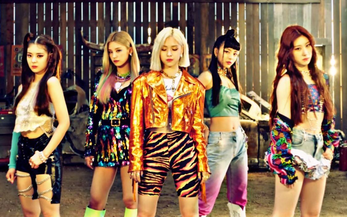 itzy - not shy mv中字 (双语字幕)