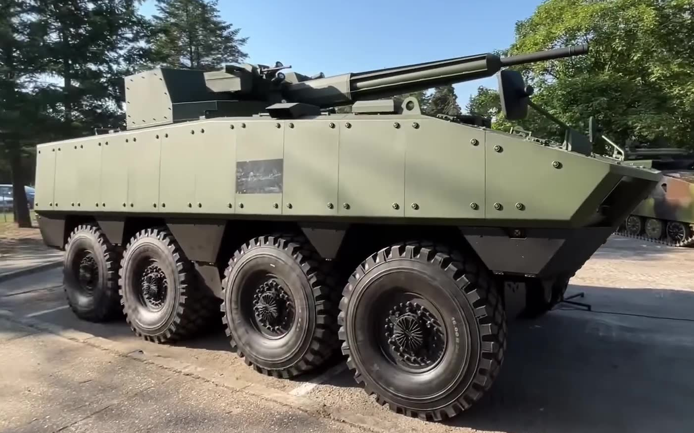 【塞尔维亚陆军】bvp"拉赞斯基"轮式步兵战车 (57mm dubs)(2022/5)
