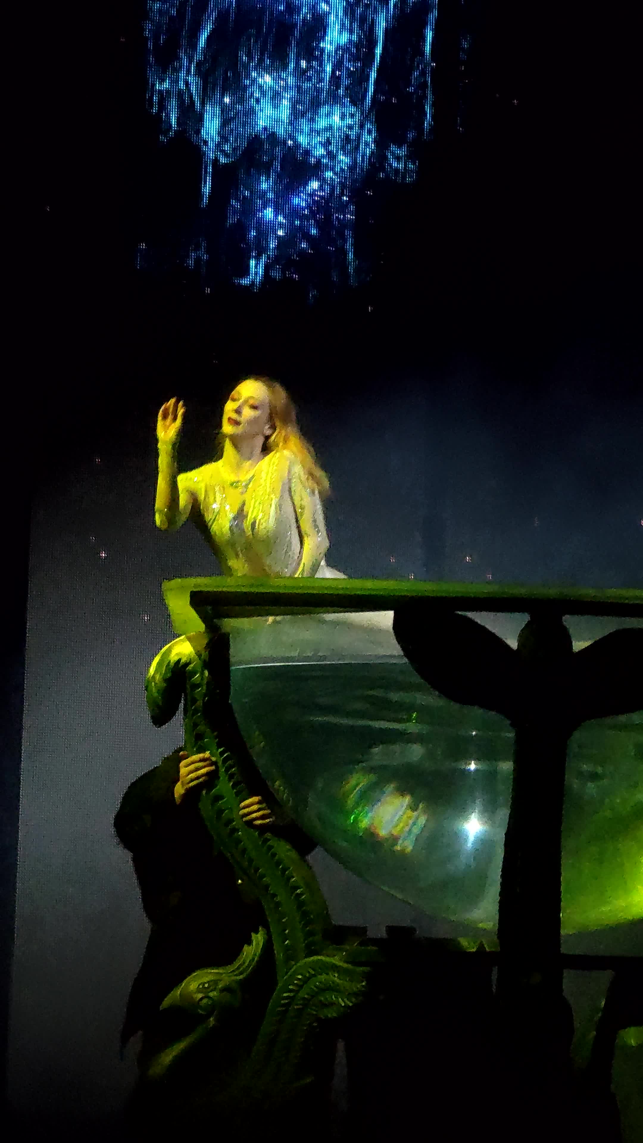 小米10至尊纪念版,5倍变焦拍摄,西安千古情水中柔术