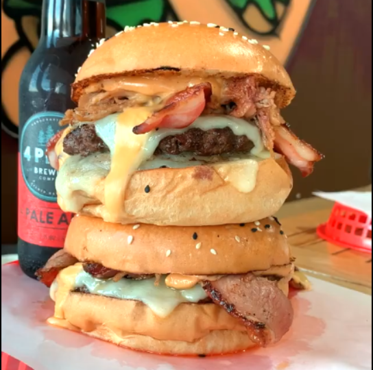 牛肉芝士爆浆汉堡_哔哩哔哩_bilibili