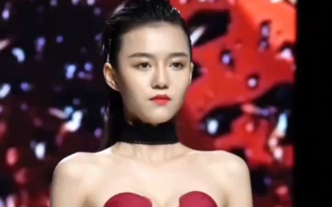 2019SIUF金肚兜奖nubra秀精选~