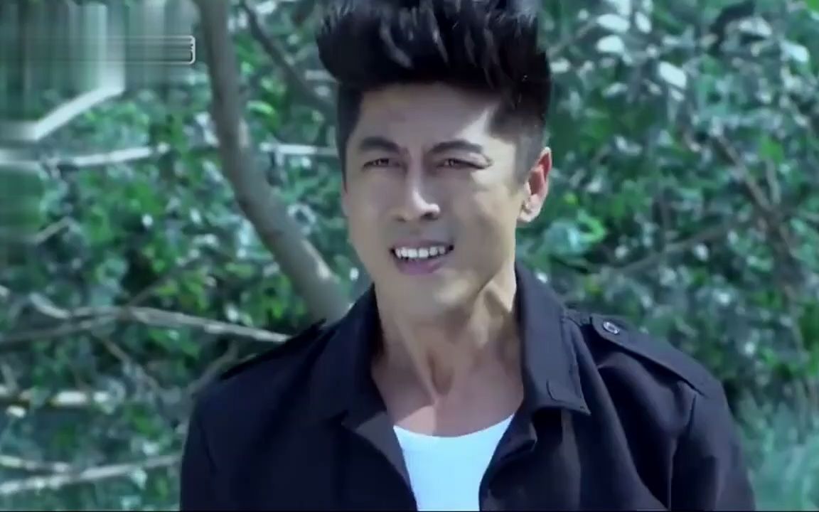 黑龙欺负辜战太张狂,下秒雷婷带终极一班赶来,让他哭