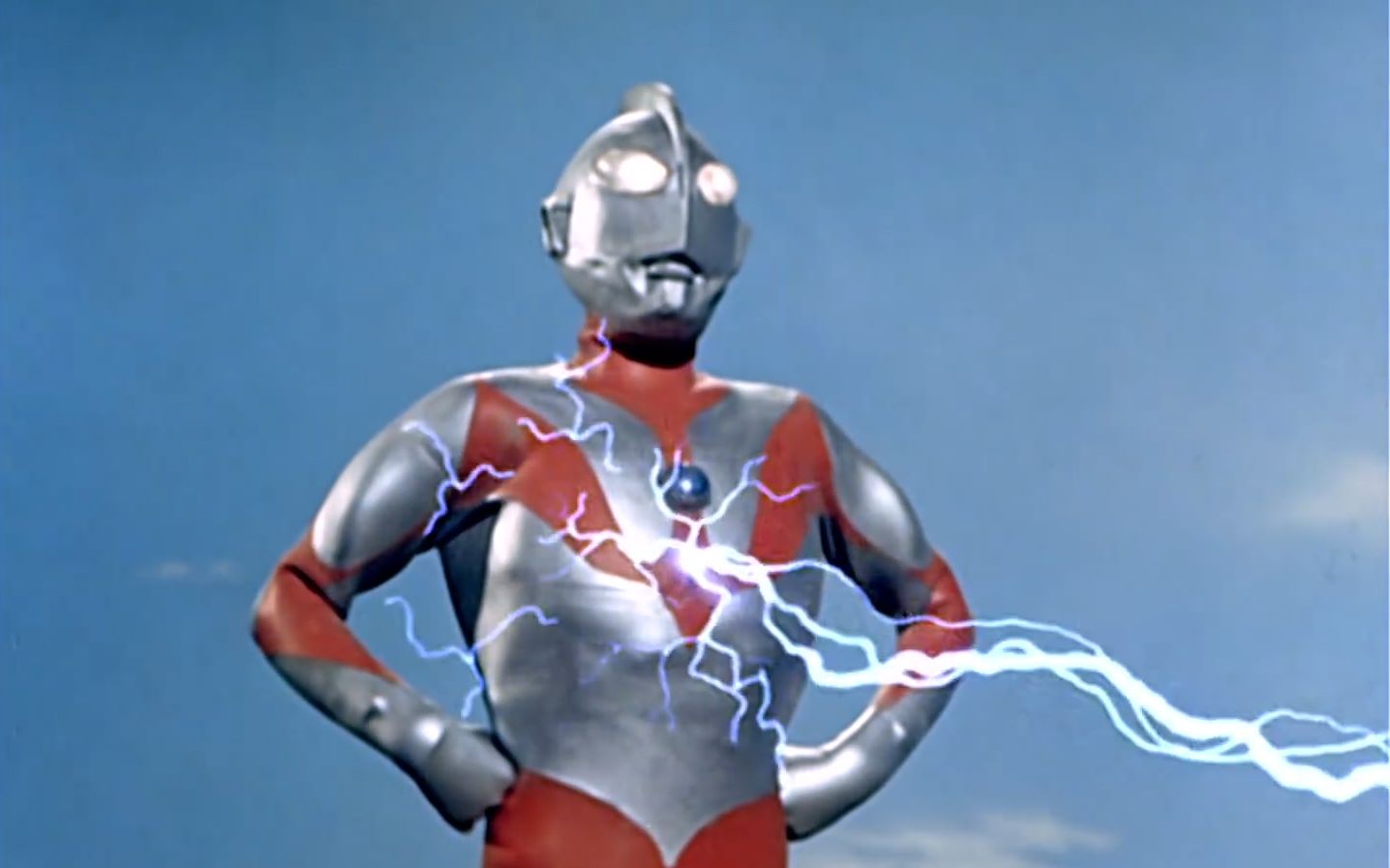 科特队出击史上最强胸肌登场爆笑吐槽初代奥特曼第三集