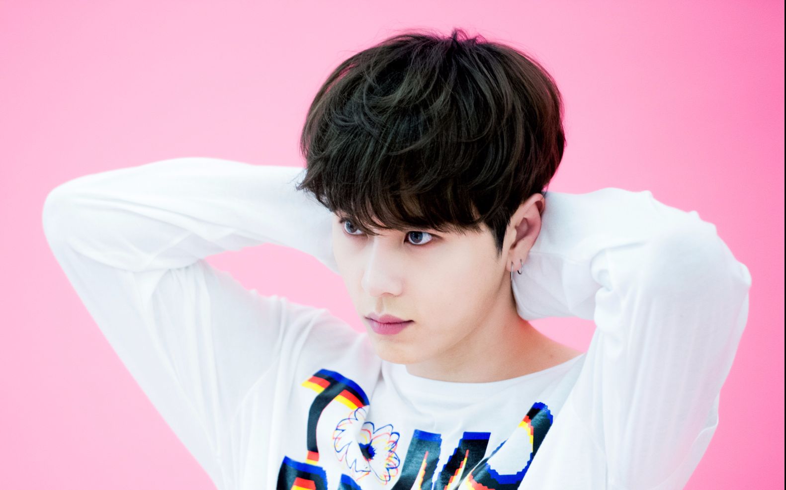 龙俊亨之扎心了老铁(feat.iu&highlight)