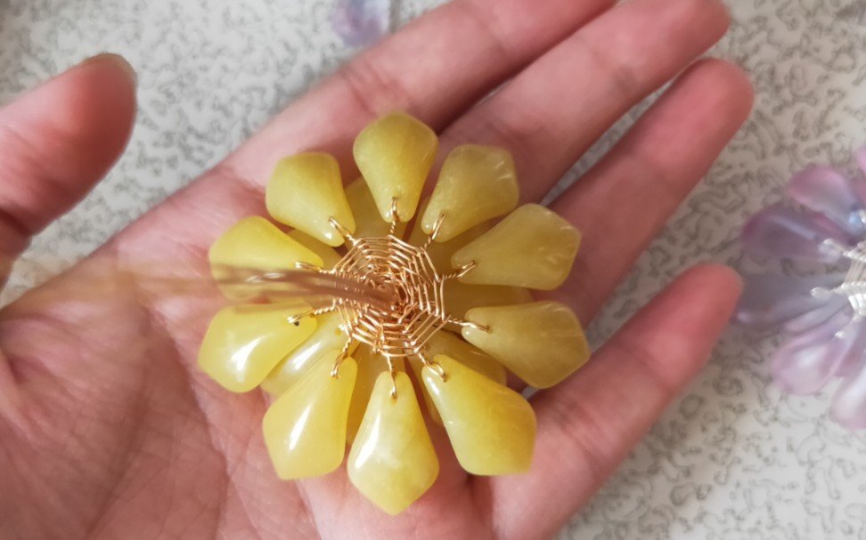 【绑花分享】一根铜丝多层花瓣编花篮绑法分享,上次出的单层花瓣绑法