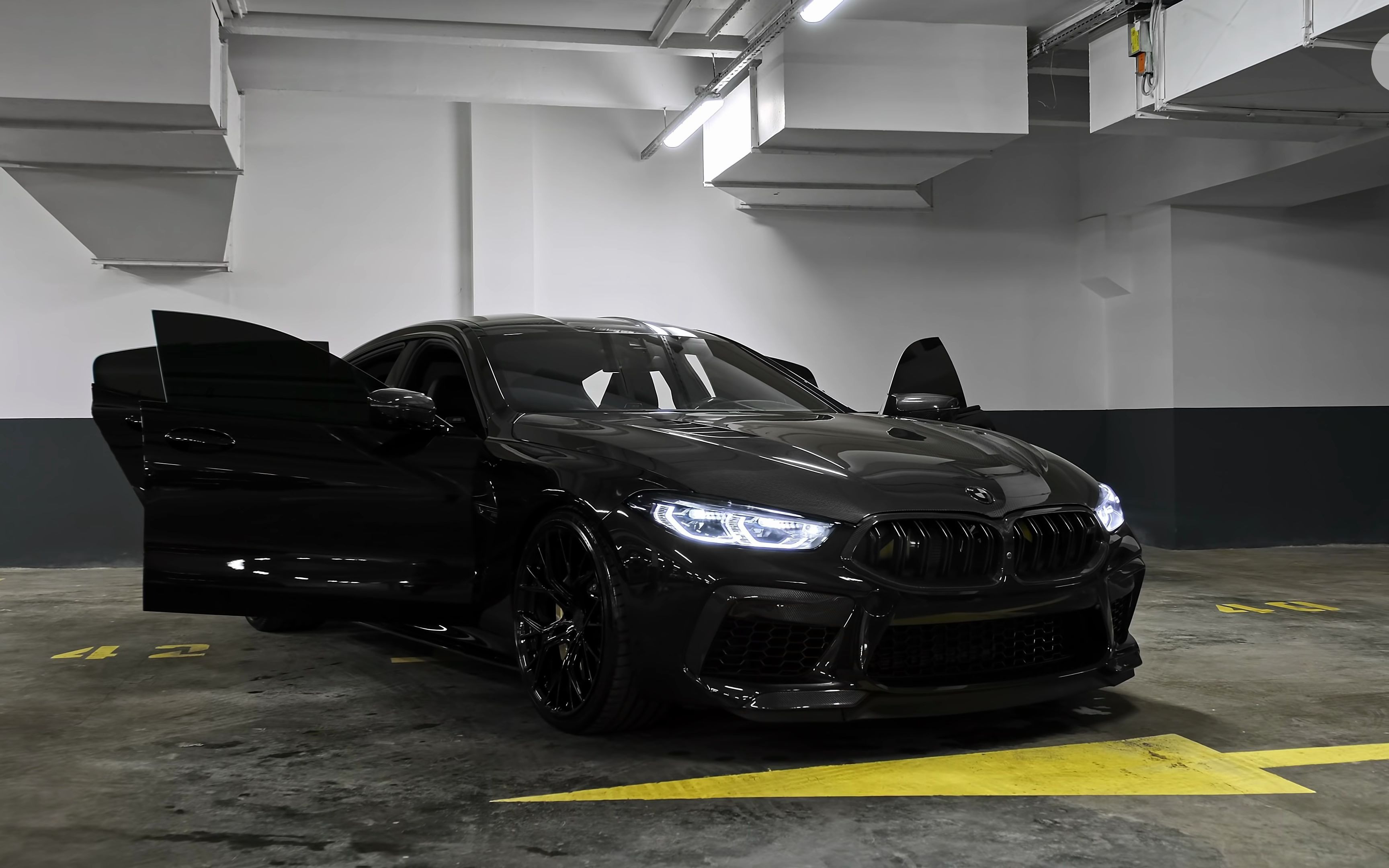 气场十足!黑武士宝马m8 gran coupe