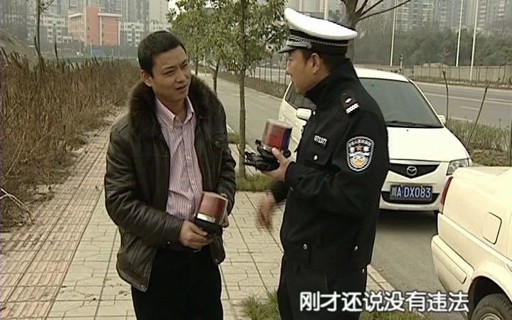 [图]“你好我是警车，我会说话。”