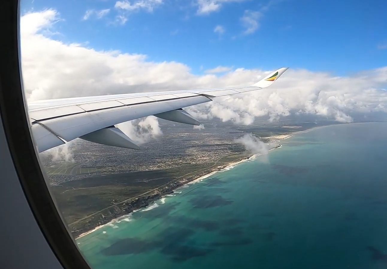 埃塞俄比亚航空 A350900 埃塞俄比亚亚的斯亚贝巴 飞往 南非开普敦 ＂全程飞行”哔哩哔哩bilibili