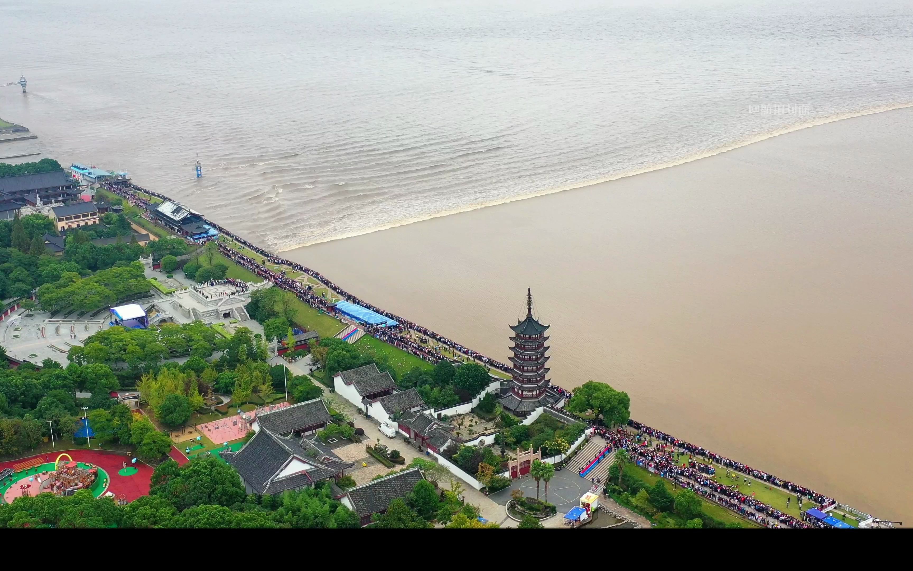 [图]天下第一潮，滔天浊浪排空来，翻江倒海山为摧