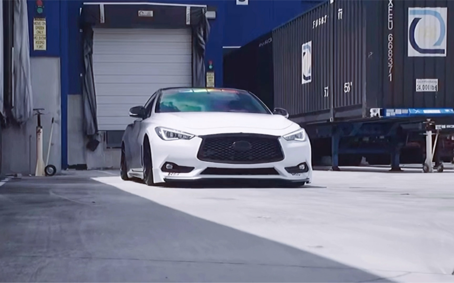 东瀛黑武士—英菲尼迪q60,简直不要太好看!_哔哩哔哩_bilibili