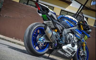 雅马哈 yamaha r1m 泰仔改装