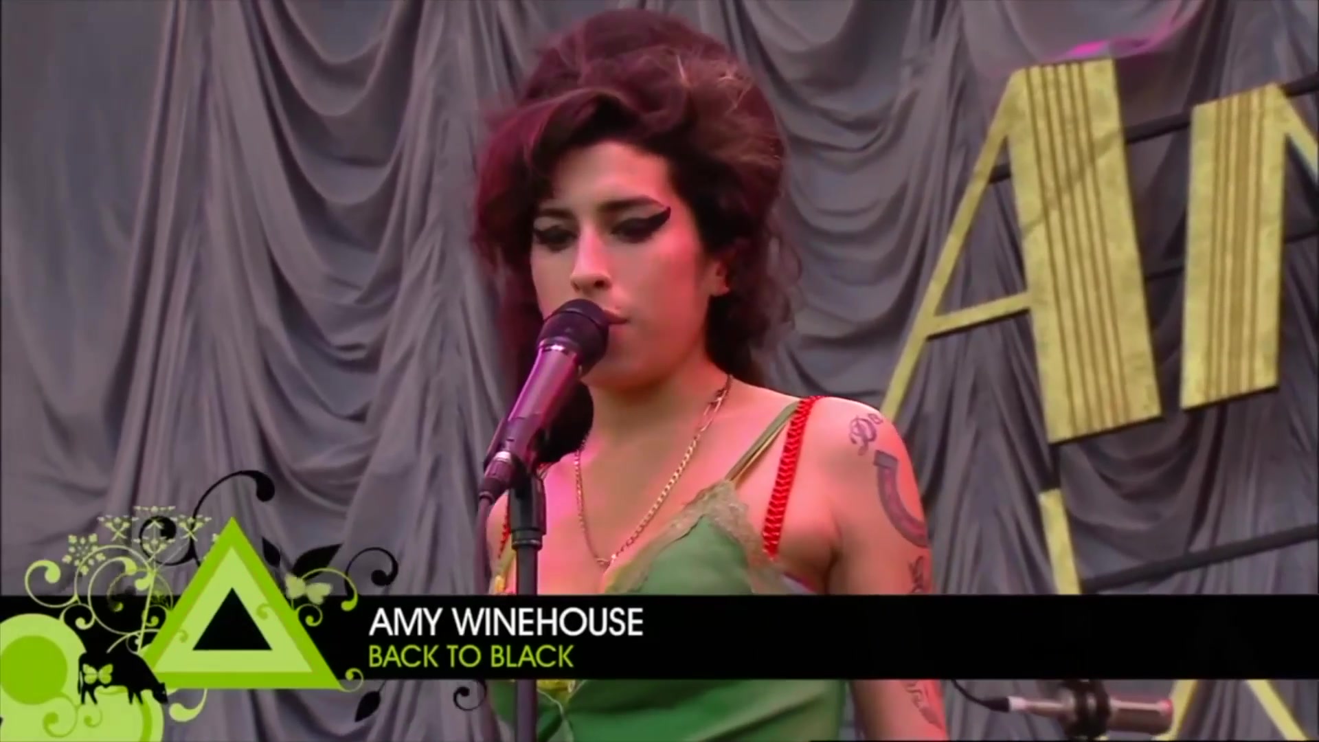 灵魂爵士黑天鹅amy winehouse 高清现场 black to black