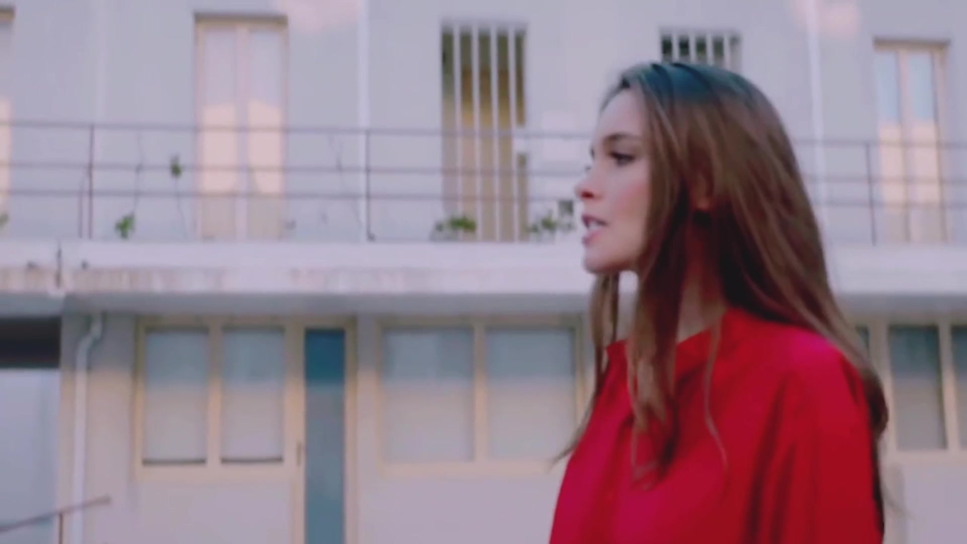 投降吧:俄罗斯最感人mv,男子身中丘比特钢铁巨箭,回家找老婆扎心