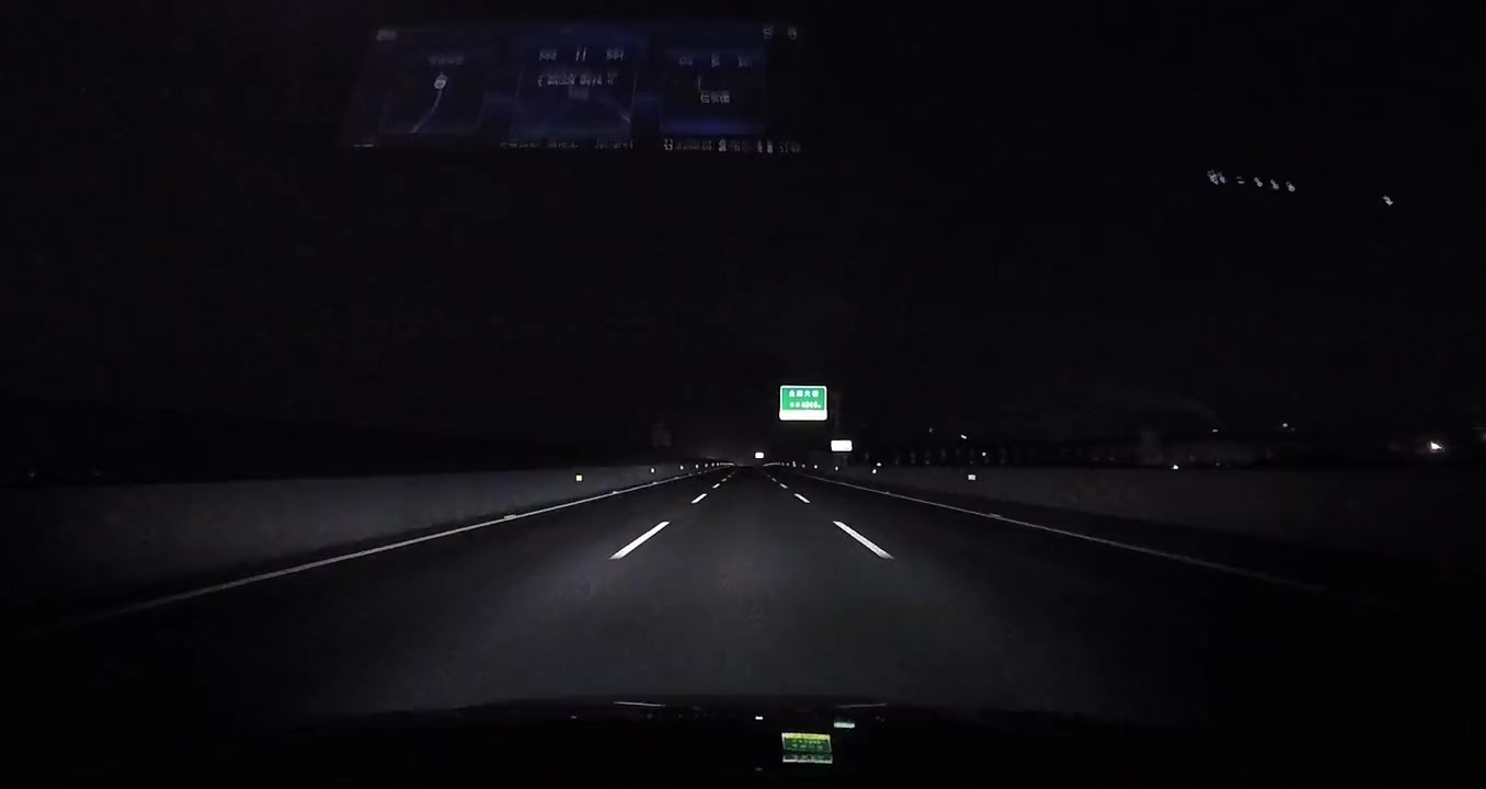 833美好的夜晚喜欢一个人开车在上欣赏黑夜听着动感的歌感觉整个