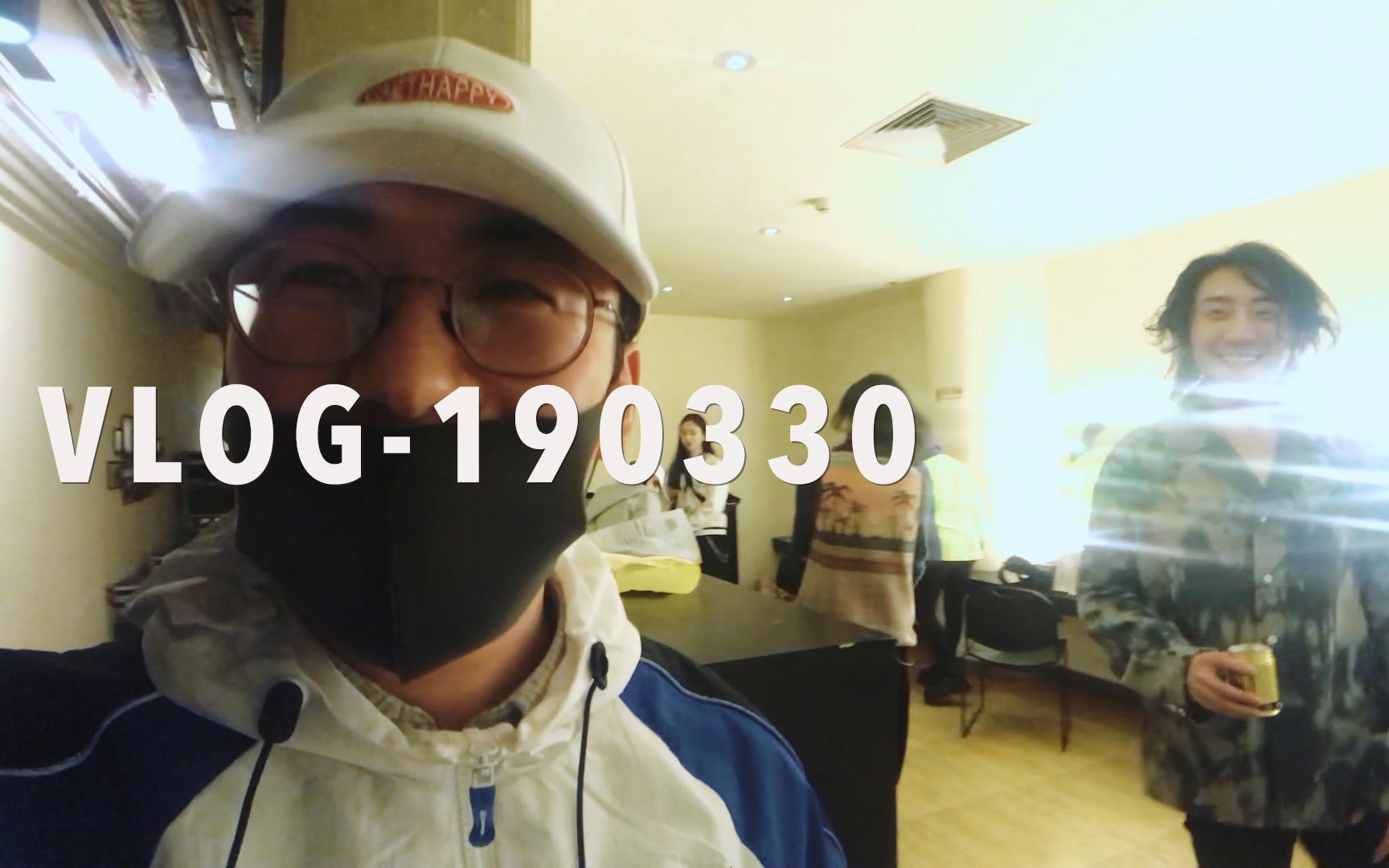 Vlog190330 梁欢的电子乐现场与一些喜剧片段哔哩哔哩bilibili