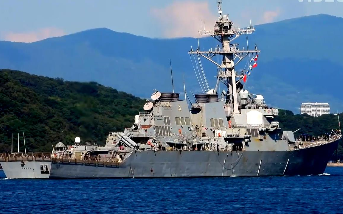 【美国海军】阿利·伯克级驱逐舰flight ia型 "巴里"号(ddg-52)佐世保