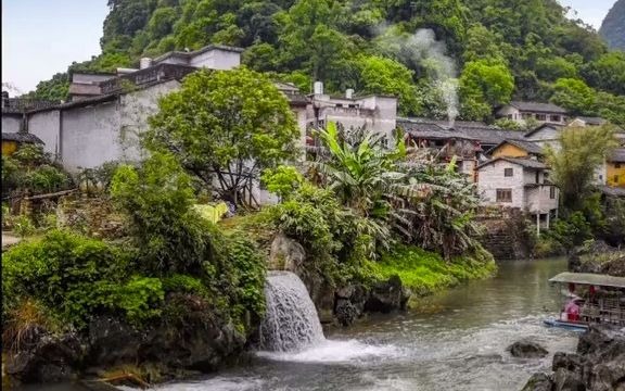 [图]日子在不同的空间流逝，想念在不同的时间来临。小时候总向往大城市的生活，现在长大了，却一直怀念乡村的日子。