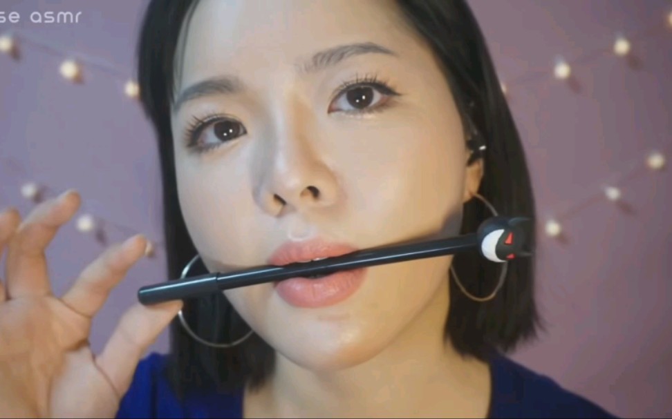 韩国小姐姐啃笔口腔音
