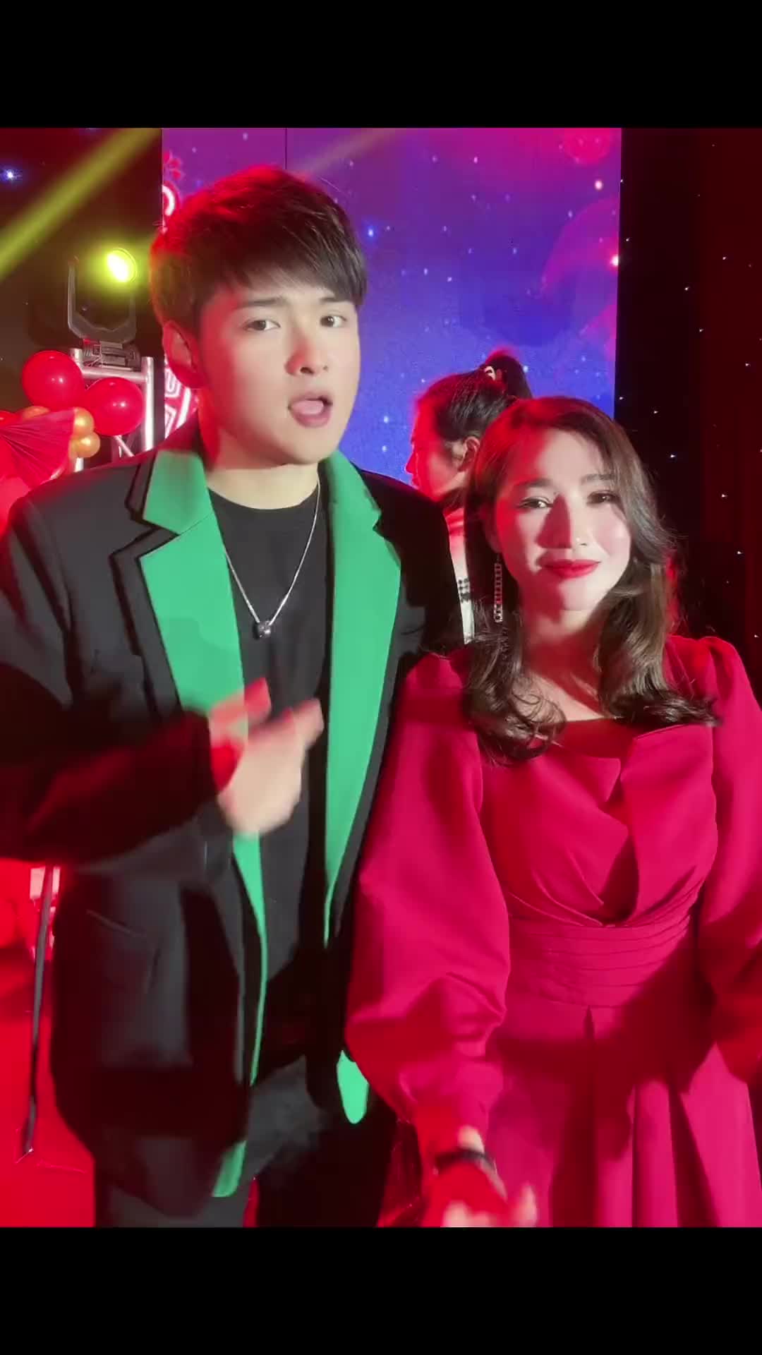 感谢抖音让我们相遇演绎一首歌曲送给大家大家觉得这个搭档怎么样