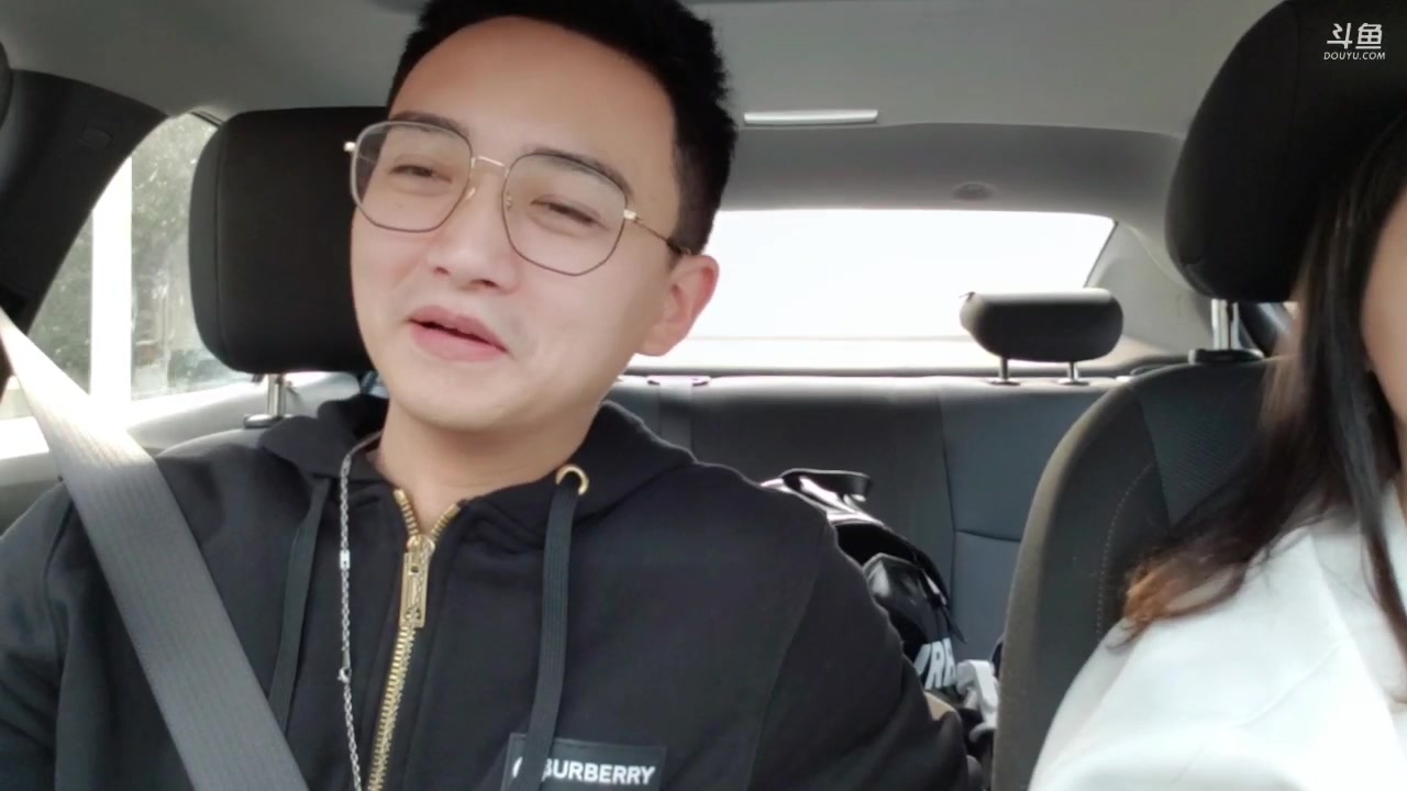 国民大舅哥_2019-12-31 15时20分在广州跨年 三点半之前开播 在教开车