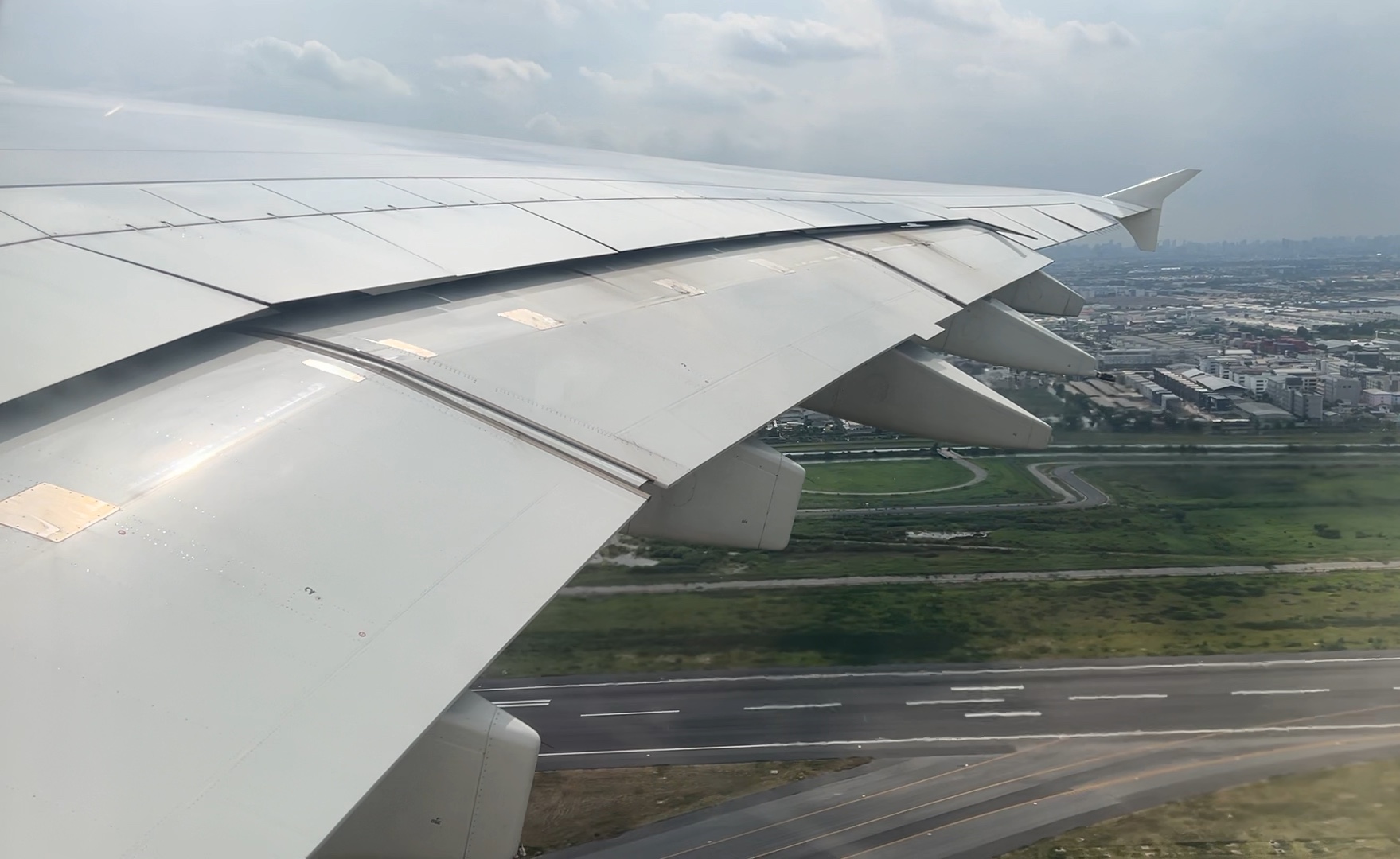 大胖大翅膀 阿联酋航空 EK384 BKK HKG A380800 曼谷素万那普机场起飞哔哩哔哩bilibili