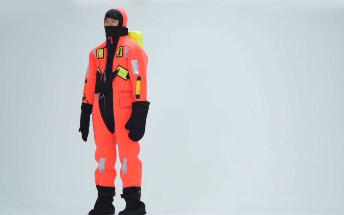 华燕绝热型救生服hyf-n2