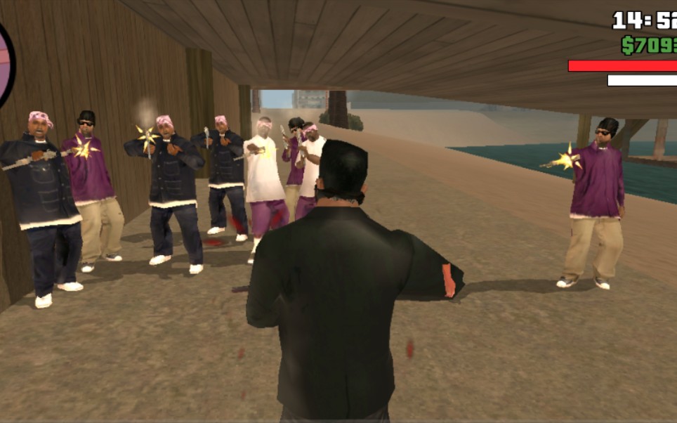 gtasa圣安地列斯中帮派战争时卡bug发现只露出一个脑袋的奇行种在蠕动