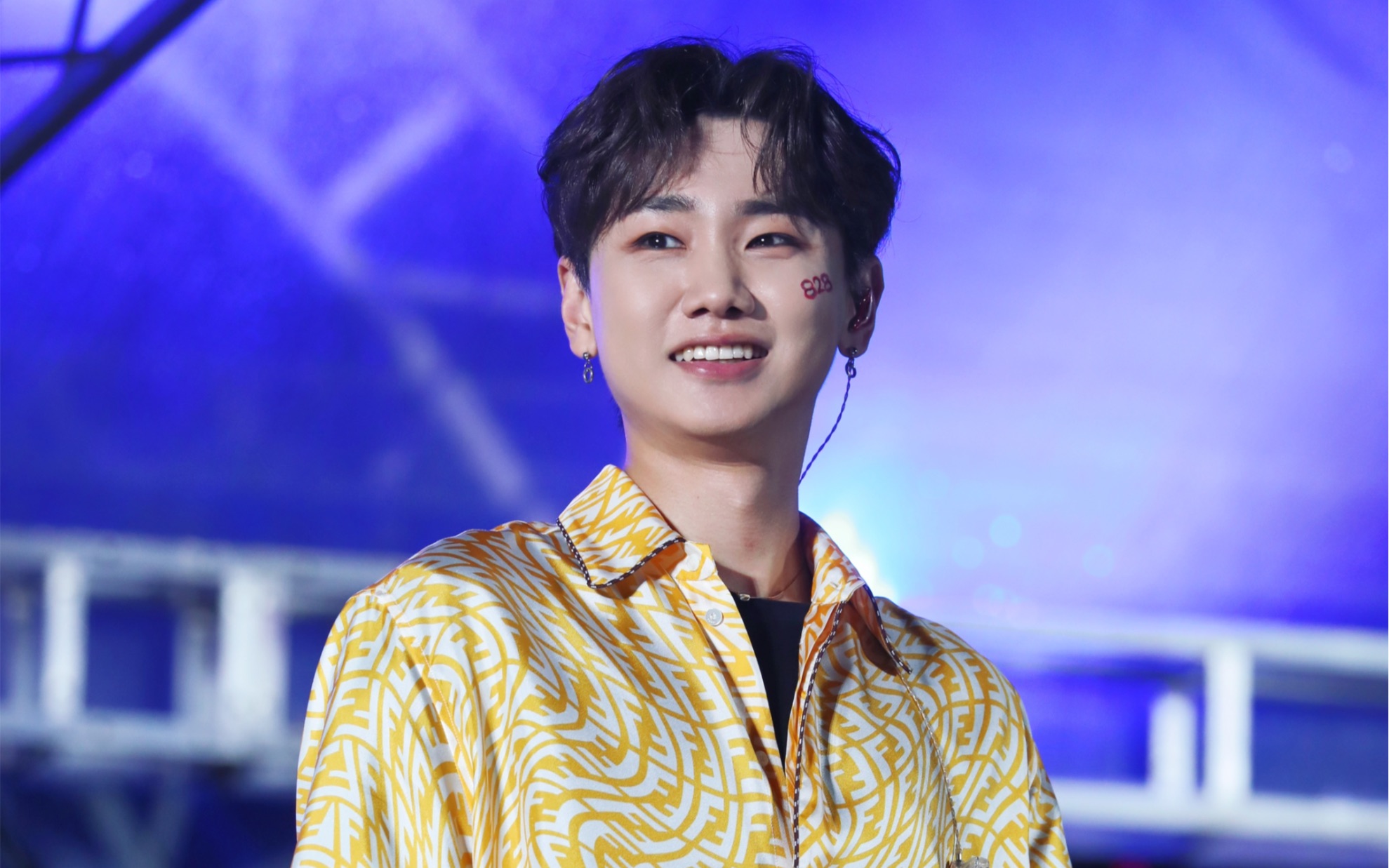 20210717-南京蓝鲸音乐节 汪苏泷 「虚拟恋爱指南」_哔哩哔哩_bili