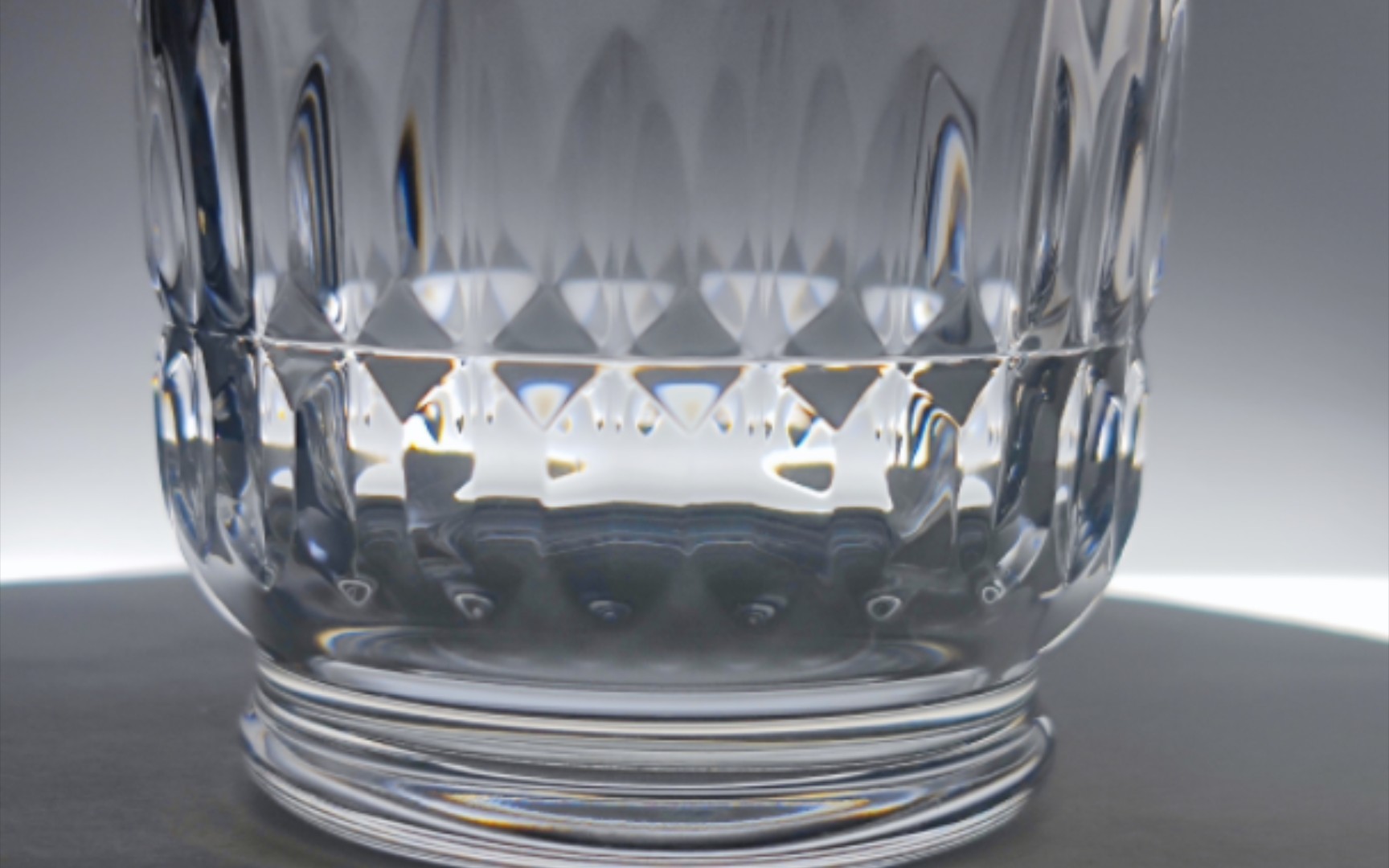 巴卡拉baccarat水晶酒樽