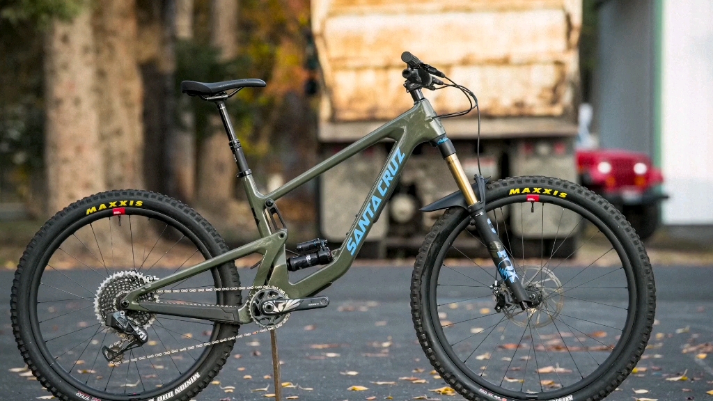 强烈推荐2022款santa cruz bronson测评:号称林道小王子