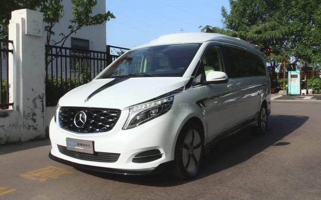 霸总座驾,颜值爆表,商务车中的黑马,傲旋大白鲨豪华商务车!