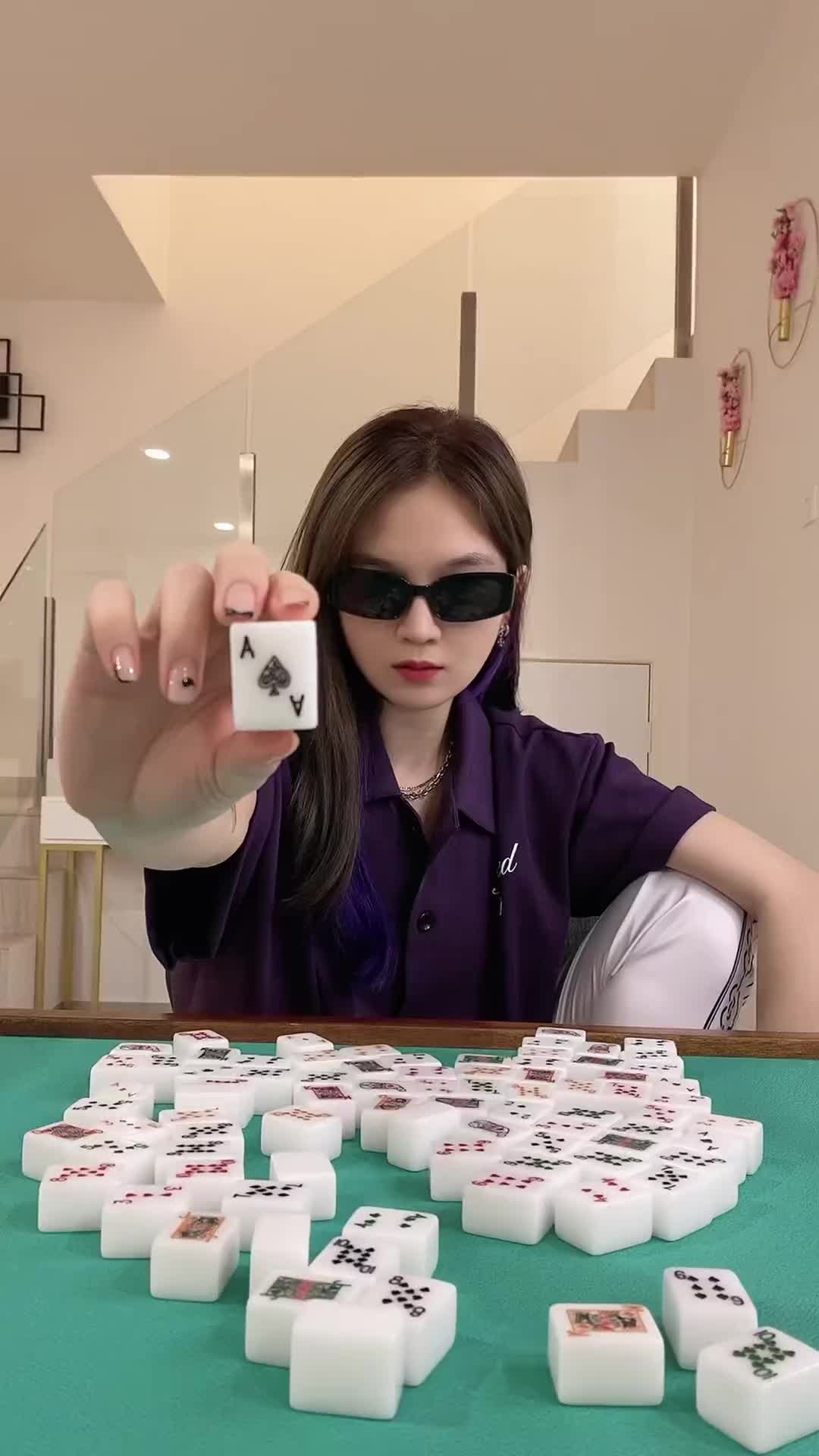 抱歉帅到你了需要赔钱吗新年快乐麻将马来西亚女孩rapper