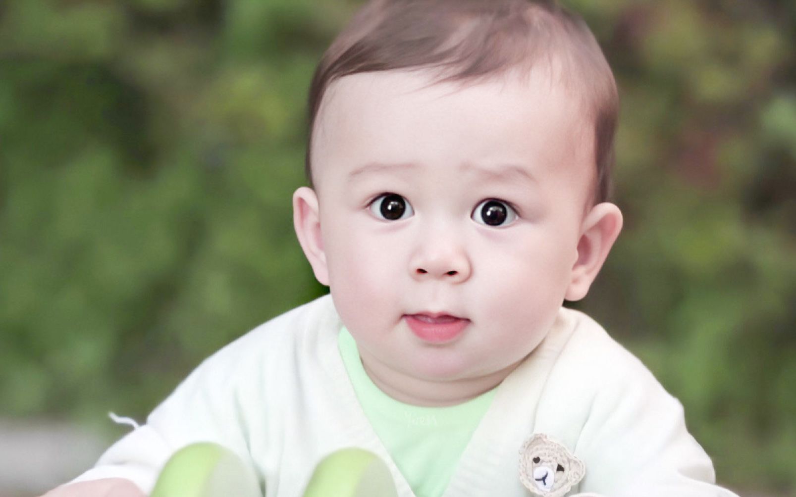 叮咚!点击收获一只奶团子!是姨母心尖尖上的小奶威呀