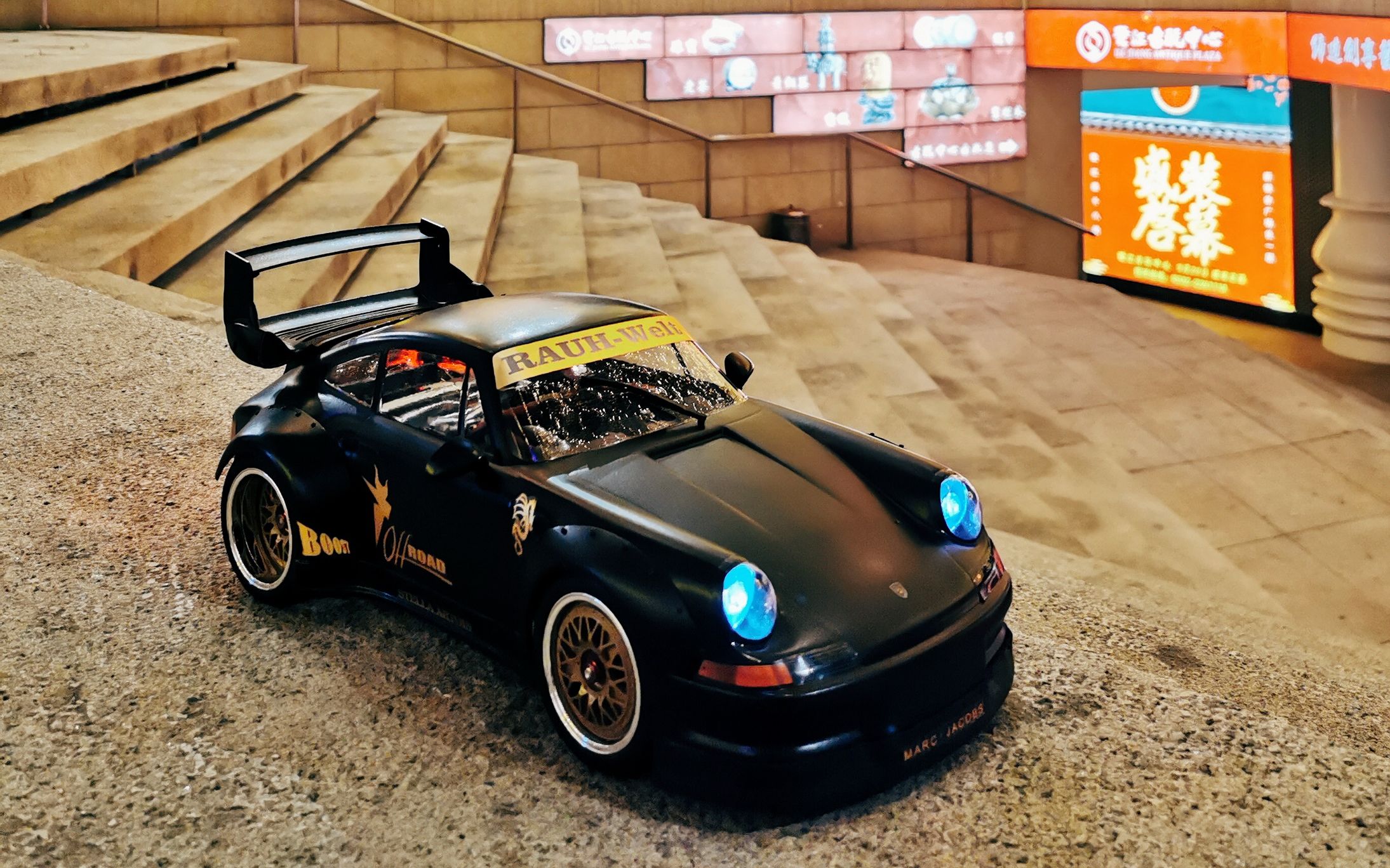 田宫 m06限定车架 保时捷 911 rwb 黑色磨砂版 外拍