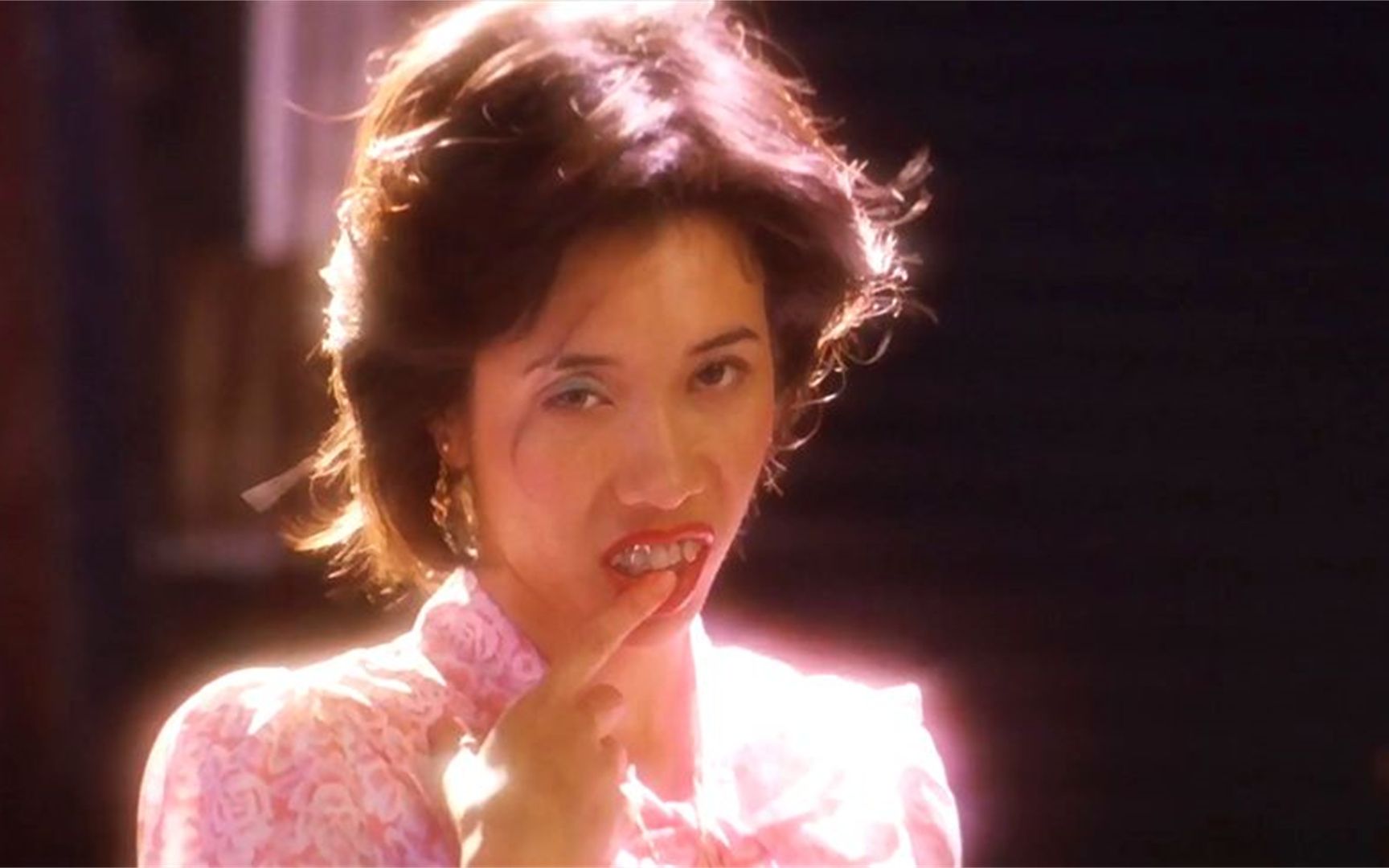 《食神》幕后冷知识:莫文蔚分演两角色,演完龅牙演观音