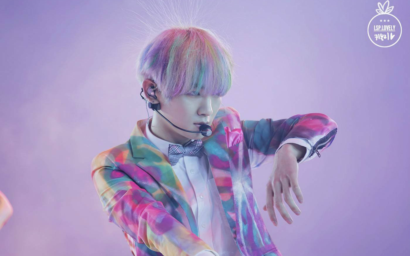 shinee精分蹦的日常