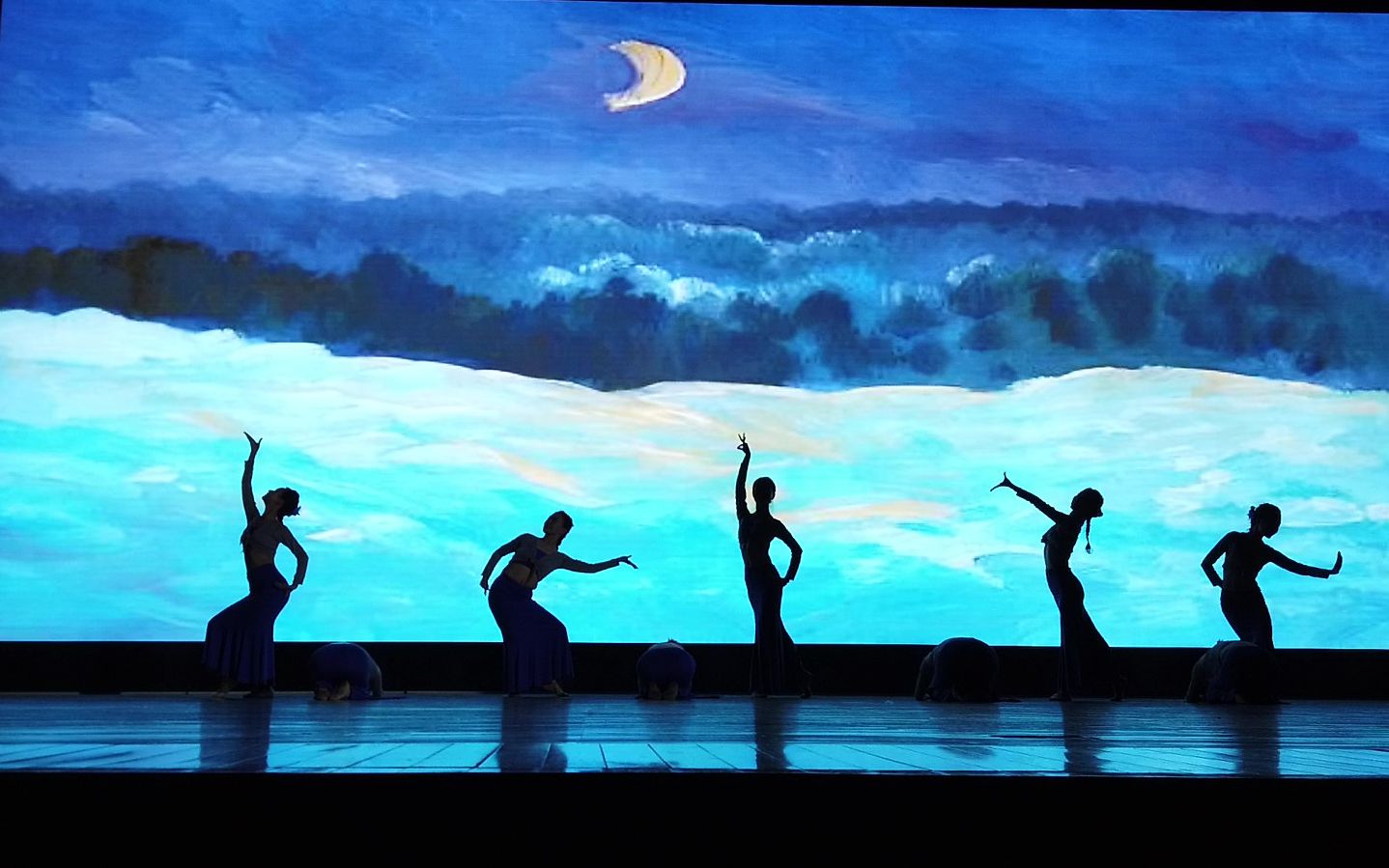 华电子衿舞蹈团大美民族情傣族组合月亮2019我等你专场