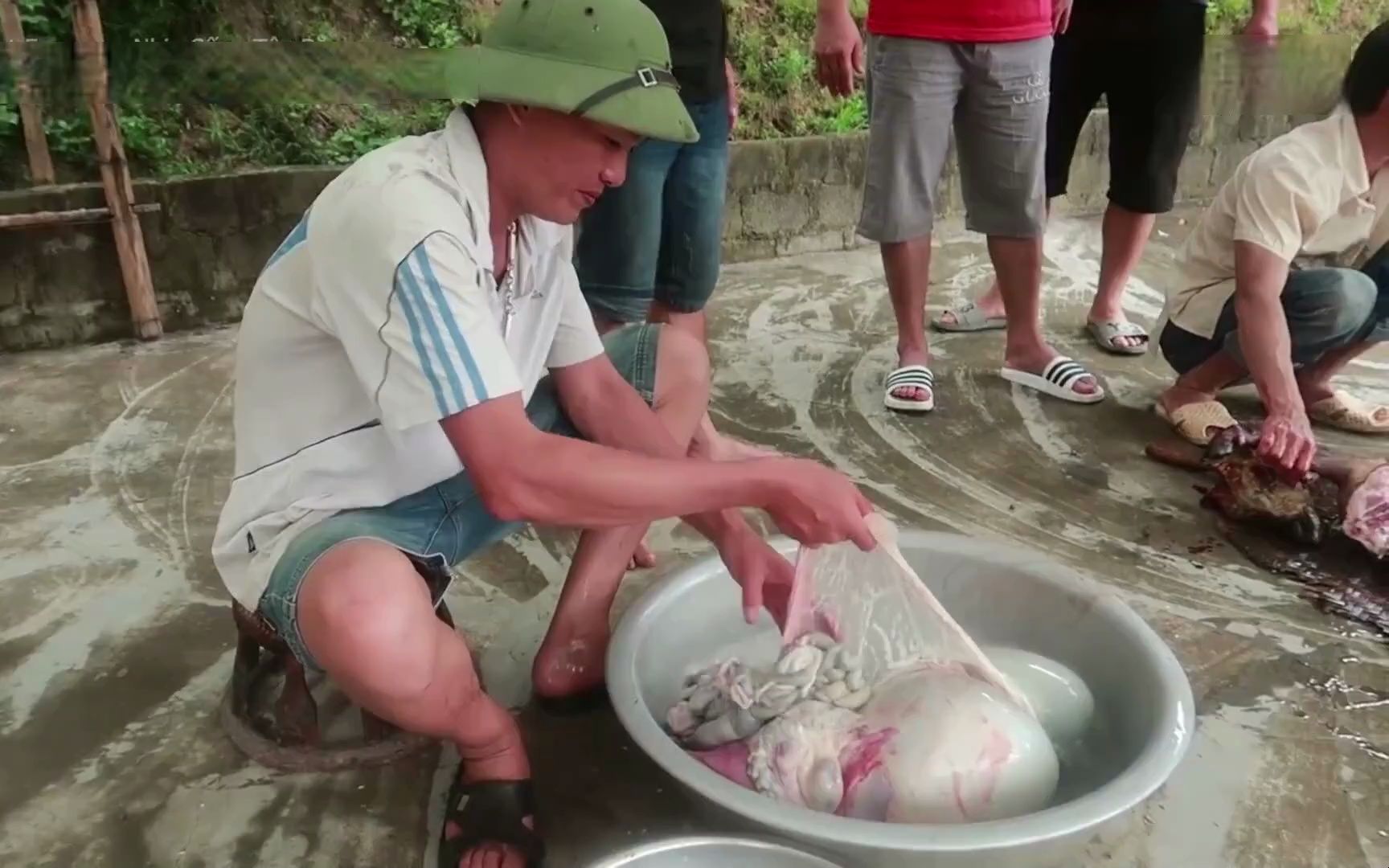 [图]九转大肠3.0，集美食与大粪共同烹饪的国家，阿三看了都直呼惊卧槽