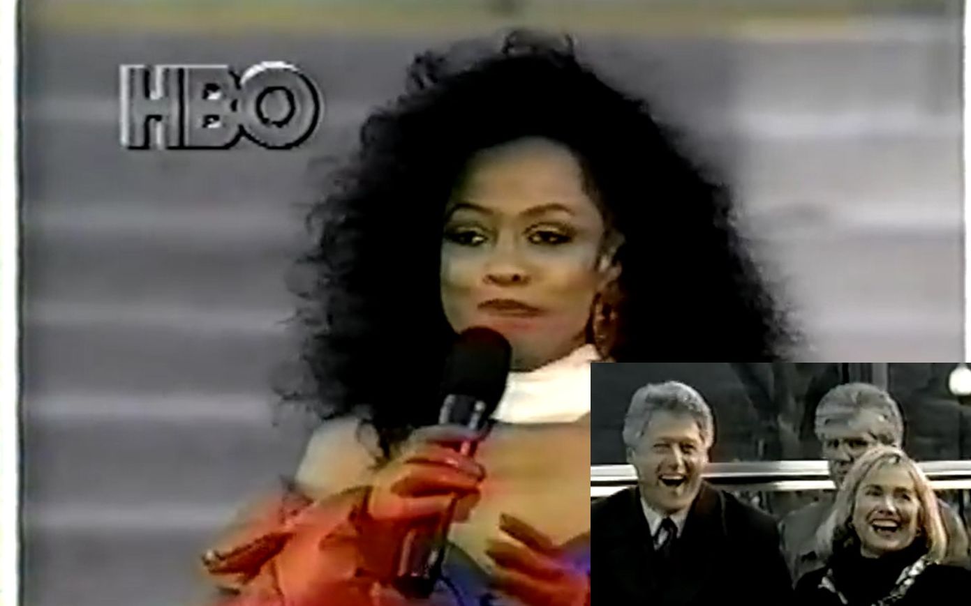 [图]【喜感登场+完美演唱】Diana Ross - God Bless America (Live in Washington 1993)