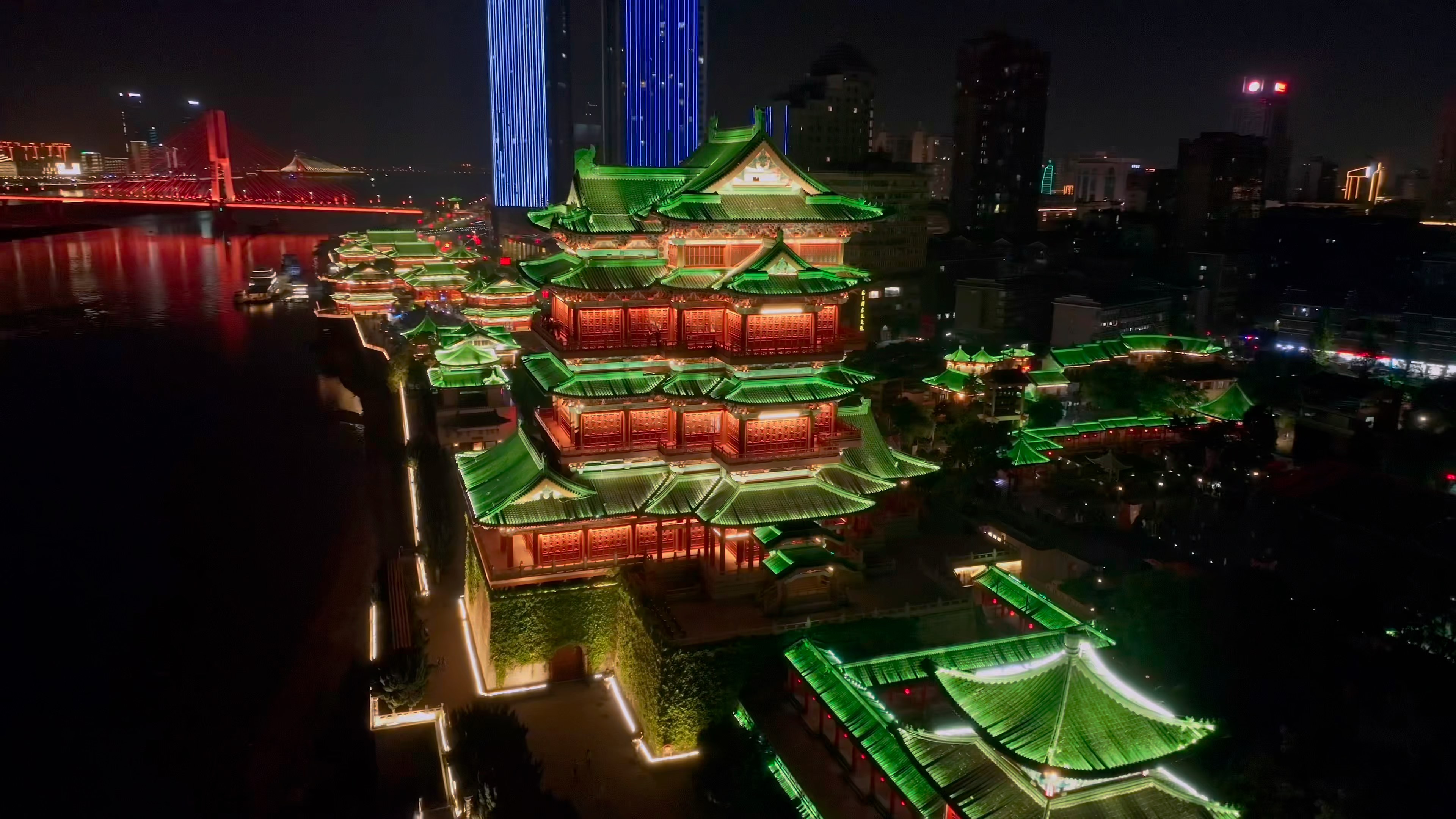 roku的天上中国 南昌滕王阁