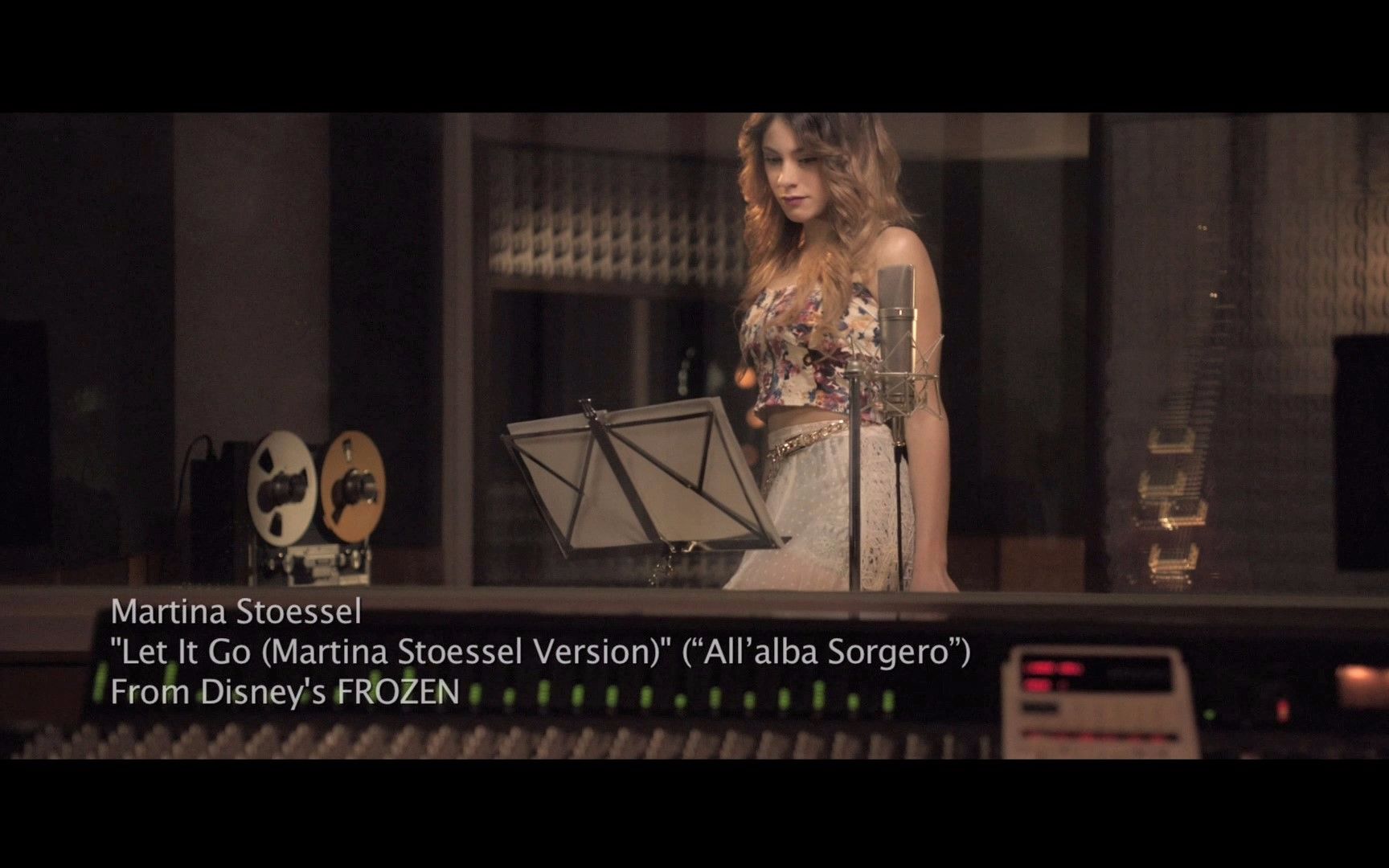 [图]高清蓝光MV《冰雪奇缘》西班牙语及意大利语'LET IT GO(MARTINA STOESSEL VERSION）FROM DISNEY'S FROZEN